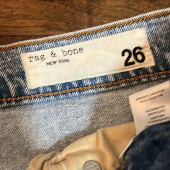 Rag & Bone “Vintage Bermuda Mid-Rise Short”, size 26 - Picture 4 of 9